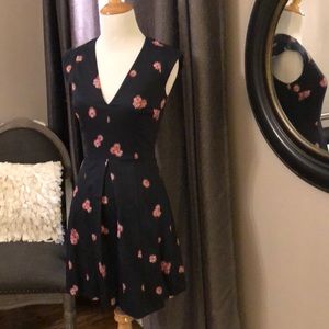 French connection navy v neck floral dress